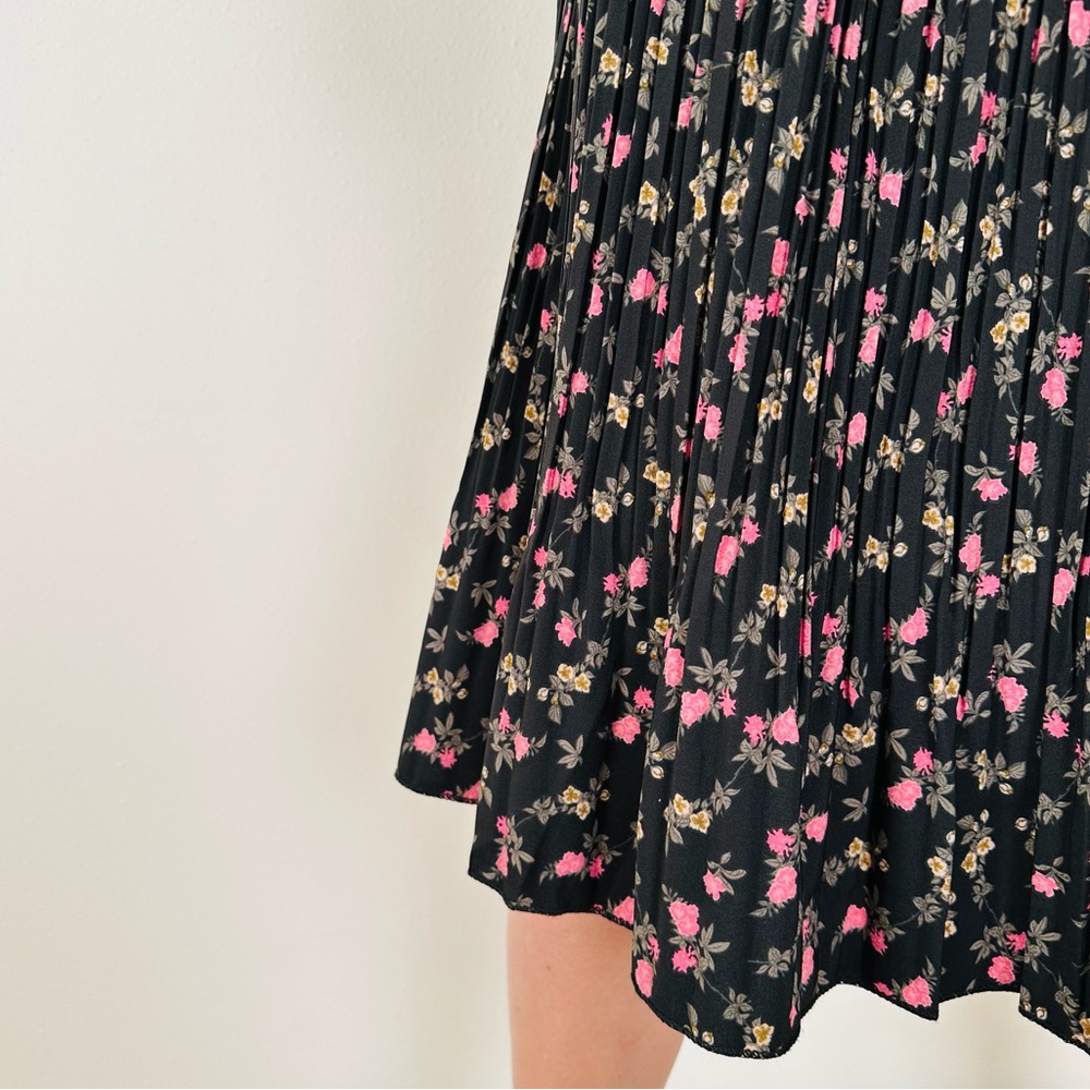 New Metro Wear black floral pleated midi skirt - Picture 7 of 12
